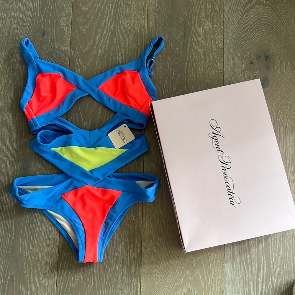Agent Provocateur swim suite 👙brand new 🤩
